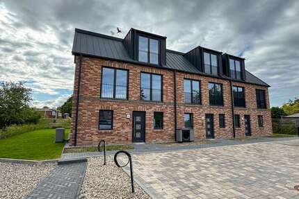 Haus Schönberg - 5 Zimmer, 189 m&sup2;, 2.180&euro; | Angebot:25352764