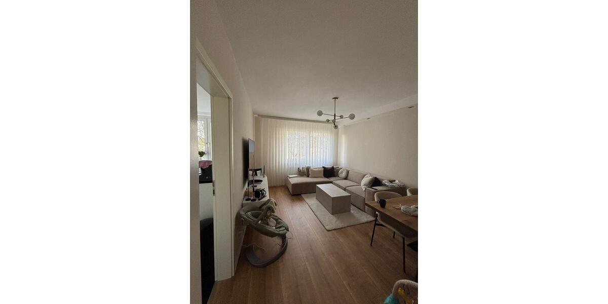 Etagenwohnung Duisburg Hochheide - 3.5 Zimmer, 64 m&sup2;, 900&euro; | Angebot:26683003
