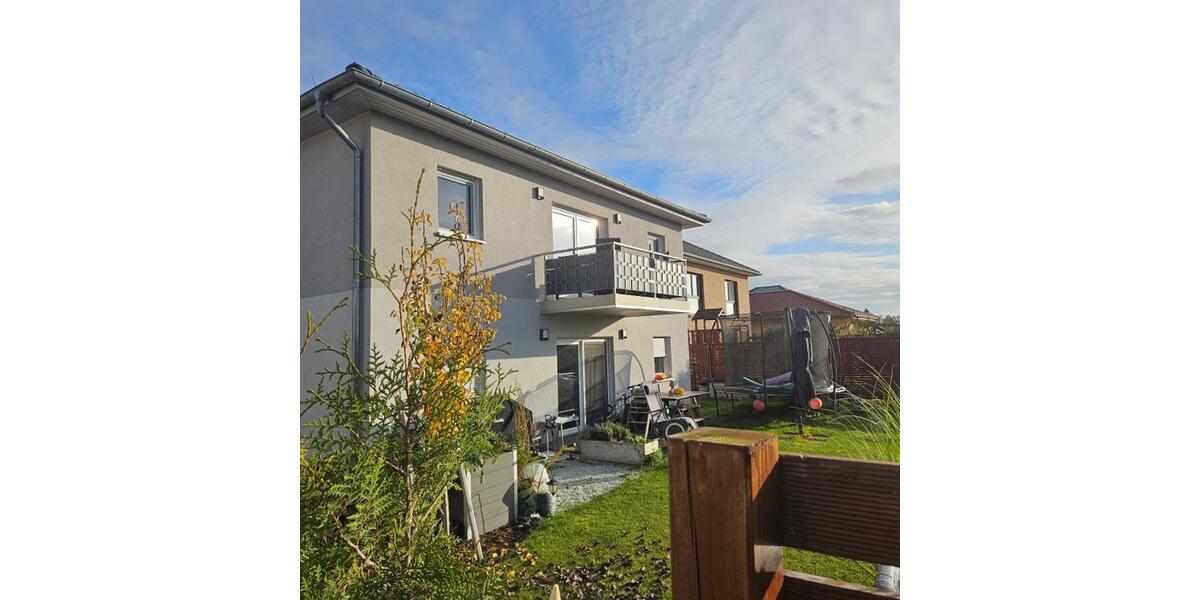 Zweifamilienhaus 3 Zimmer Wohnung mit Terrasse + Garten 3 zimmer