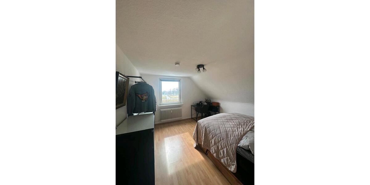 Dachgeschoßwohnung Garbsen Berenbostel - 3 Zimmer, 57 m&sup2;, 620&euro; | Angebot:26681624