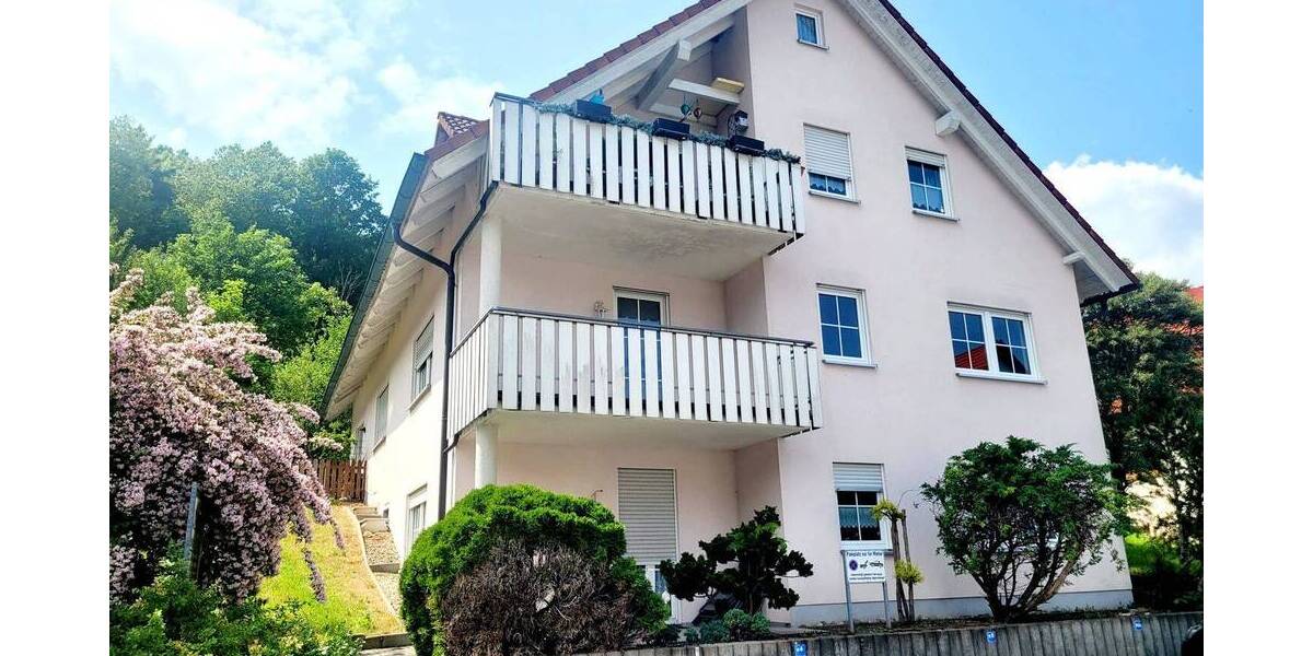 Etagenwohnung Hildburghausen - 2 Zimmer, 66 m&sup2;, 500&euro; | Angebot:25679323