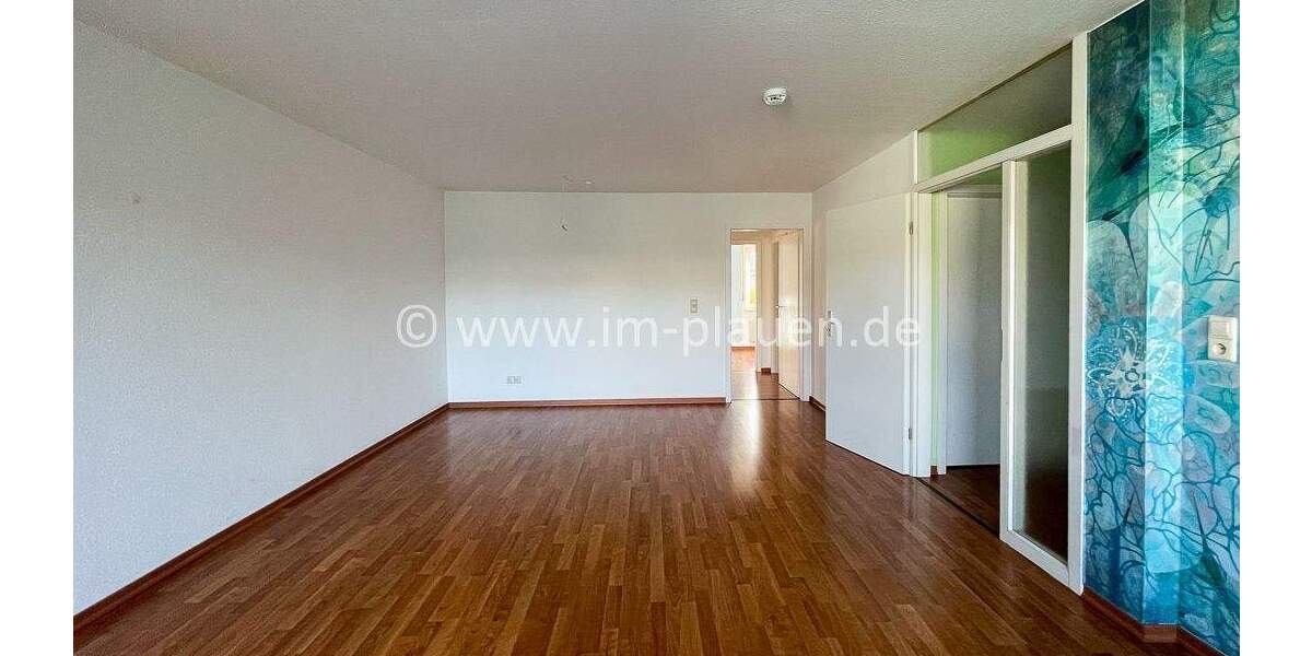 3-Zimmer-Wohnung mit Balkon und Tiefgarage in Auerbach - Sofort verfügbar 3 zimmer