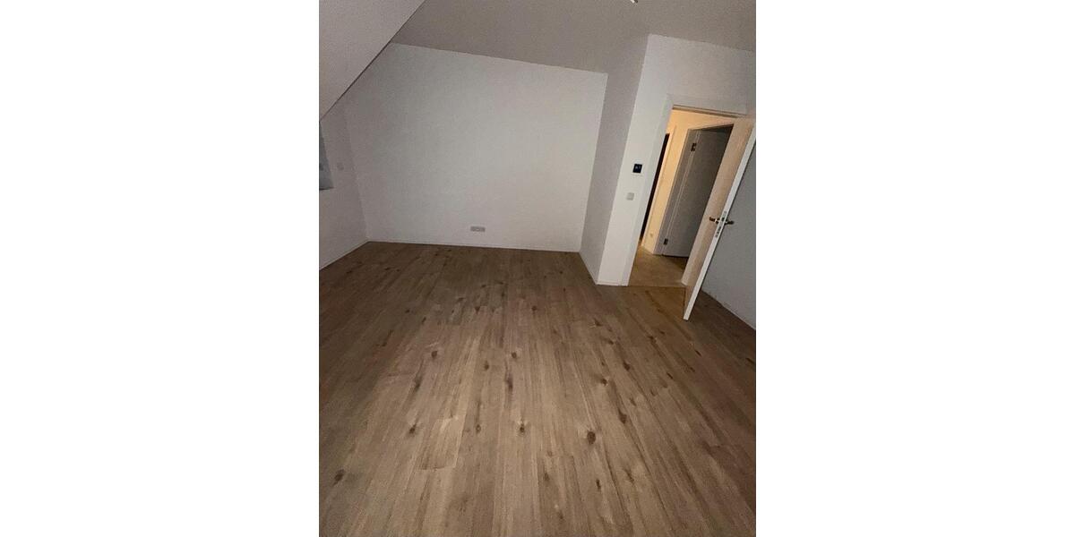 Doppelhaushälfte Salzhausen - 5.5 Zimmer, 120 m&sup2;, 1.800&euro; | Angebot:26319207