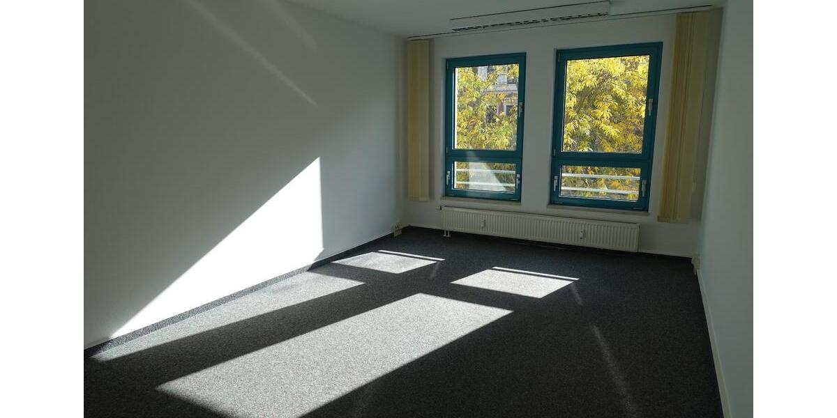 Ihr neues Büro in der Hegelstraße zimmer