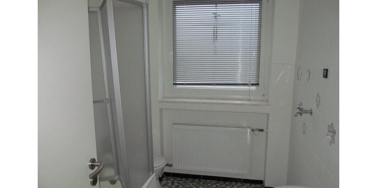 Etagenwohnung Selb - 2 Zimmer, 56 m&sup2;, 430&euro; | Angebot:24978617