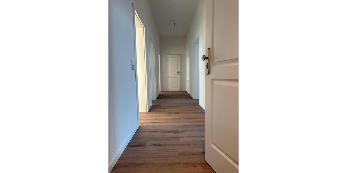 Erdgeschoßwohnung Ludwigslust - 3 Zimmer, 85 m&sup2;, 850&euro; | Angebot:24409494