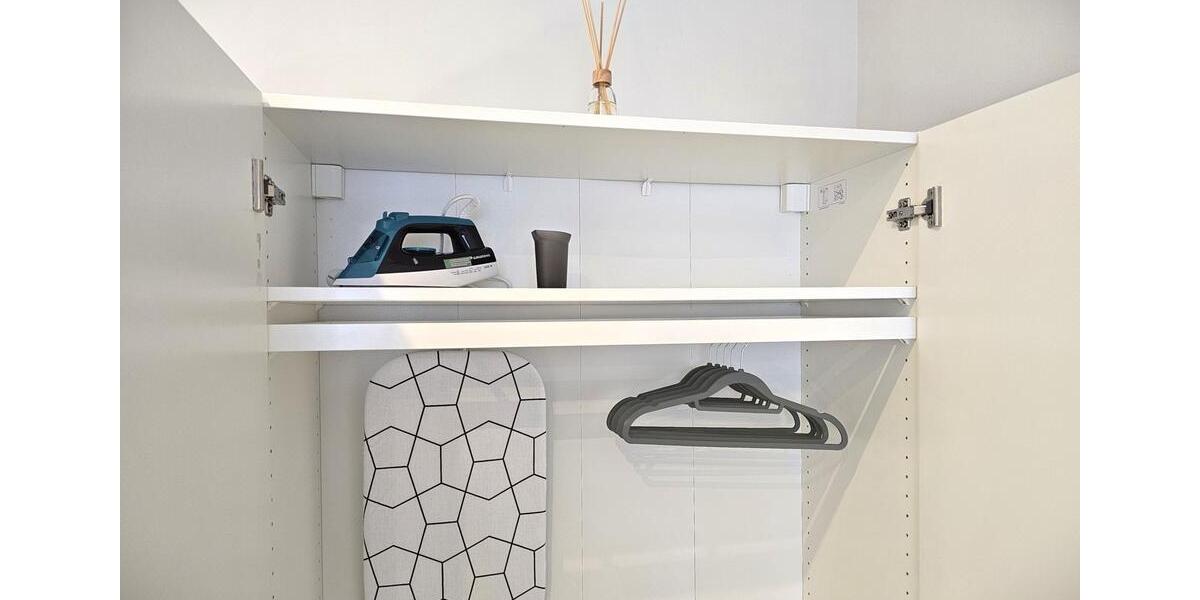 Wohnen auf Zeit Reutlingen Orschel-Hagen - 1 Zimmer, 16 m&sup2;, 930&euro; | Angebot:26210798