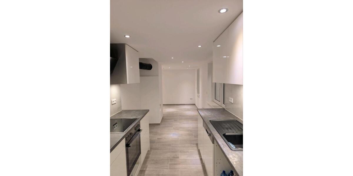 Doppelhaushälfte zu vermieten in Dersenow 3 zimmer