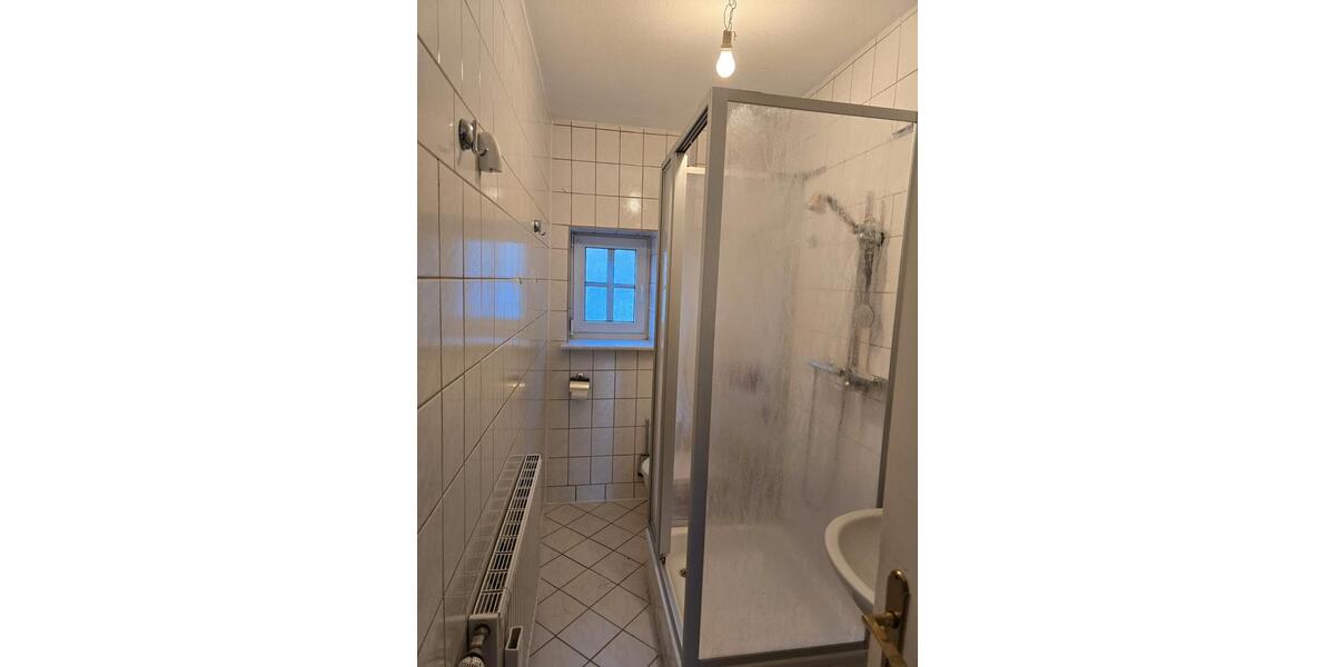 Etagenwohnung Bad Lauchstädt - 2 Zimmer, 46 m&sup2;, 280&euro; | Angebot:26610328