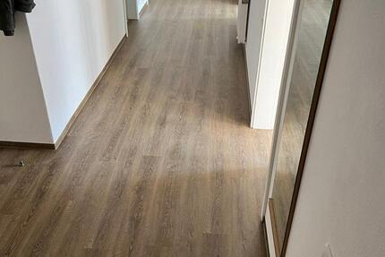 Helle und moderne 3-Zimmer-Dachgeschosswohnung in Zentrumslage 3 zimmer