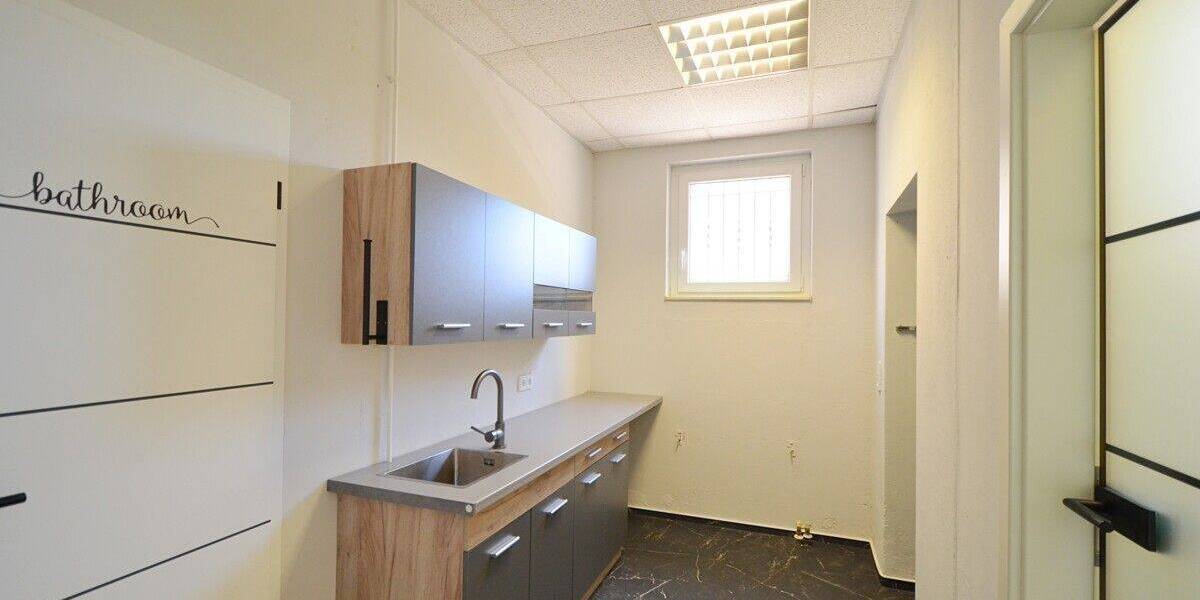 Gewerbeobjekt Richtenberg - 5 Zimmer, 116 m&sup2;, 720&euro; | Angebot:23971381