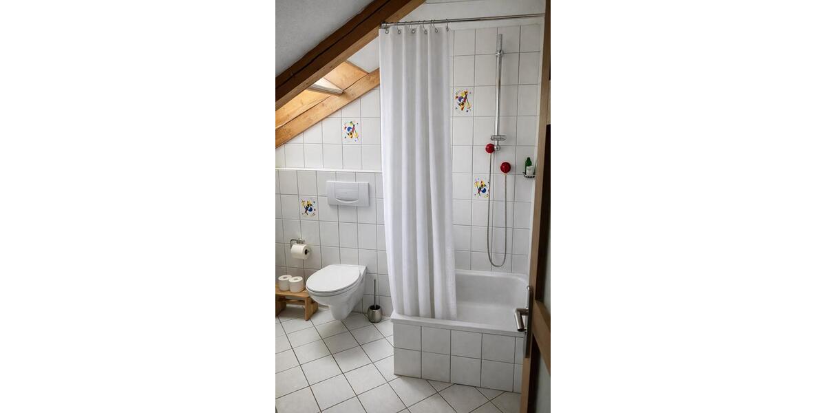 Etagenwohnung Simmersfeld - 4 Zimmer, 82 m&sup2;, 740&euro; | Angebot:26547369