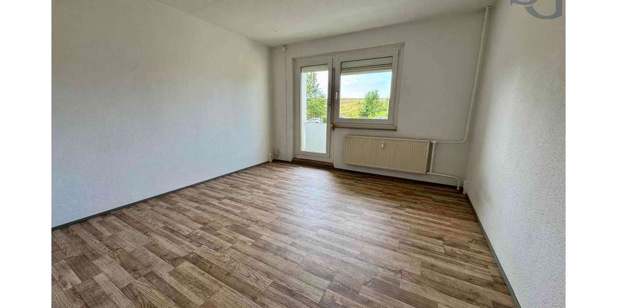 Etagenwohnung Mülsen - 3 Zimmer, 56 m&sup2;, 320&euro; | Angebot:23912142
