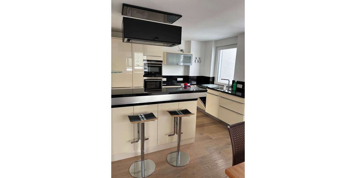 Etagenwohnung Bayreuth Meyernberg - 4 Zimmer, 160 m&sup2;, 1.920&euro; | Angebot:24735766