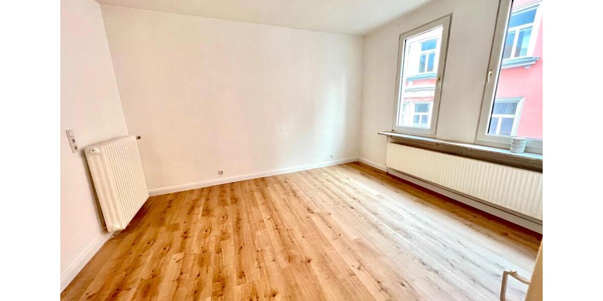 Etagenwohnung Coburg - 5 Zimmer, 120 m&sup2;, 1.350&euro; | Angebot:26336625