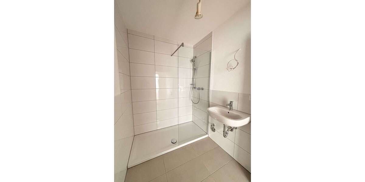 Etagenwohnung Pforzheim Südweststadt - 2 Zimmer, 62 m&sup2;, 680&euro; | Angebot:26340538