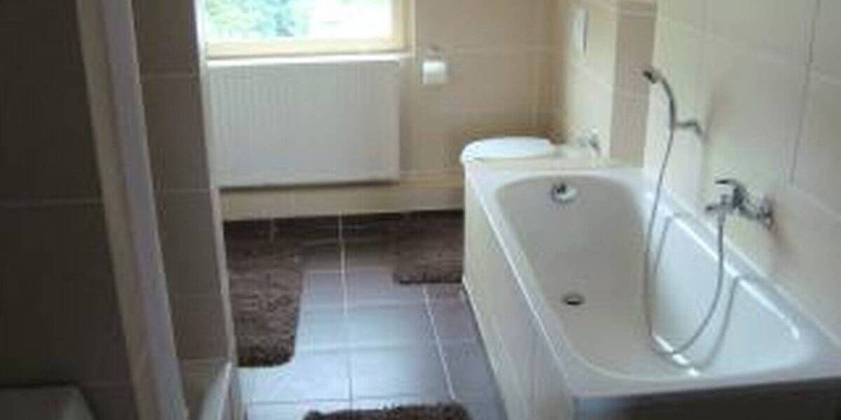 Etagenwohnung Salzgitter Sauingen - 3 Zimmer, 125 m&sup2;, 1.000&euro; | Angebot:26569464