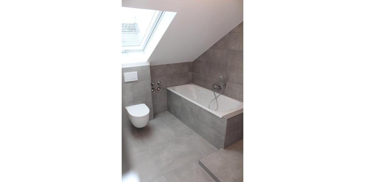 Dachgeschoßwohnung Hainburg - 2 Zimmer, 65 m&sup2;, 950&euro; | Angebot:26670525