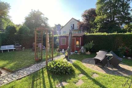 Haus Dortmund Huckarde - 7 Zimmer, 140 m&sup2;, 1.200&euro; | Angebot:25774521