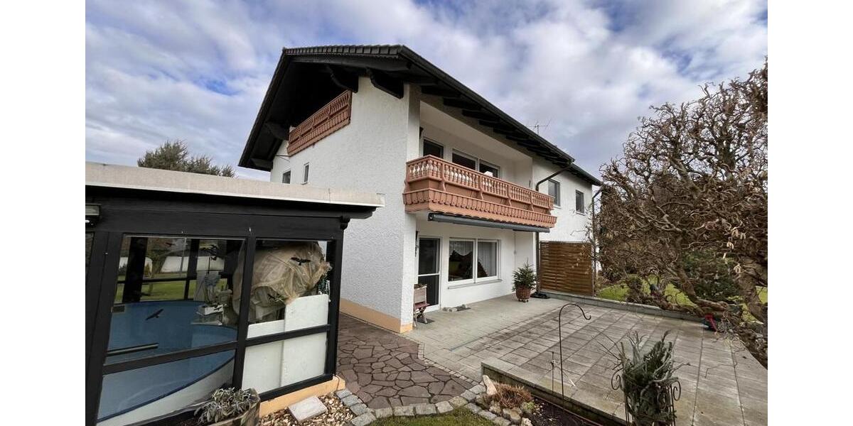 Etagenwohnung Obertraubling - 5 Zimmer, 117 m&sup2;, 1.050&euro; | Angebot:25329476