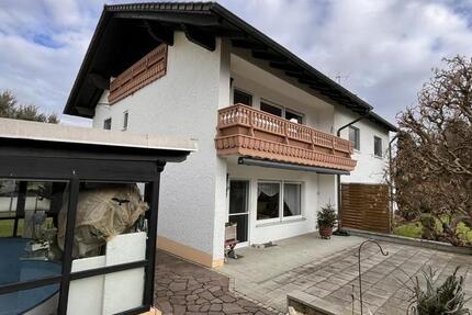 Wohnung Obertraubling - 5 Zimmer, 117 m&sup2;, 1.050&euro; | Angebot:25329476