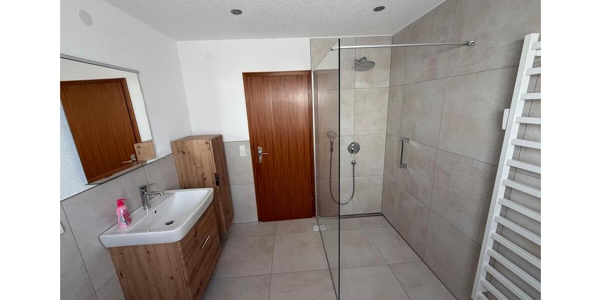 Erdgeschoßwohnung Süßen - 3 Zimmer, 85 m&sup2;, 990&euro; | Angebot:26038450