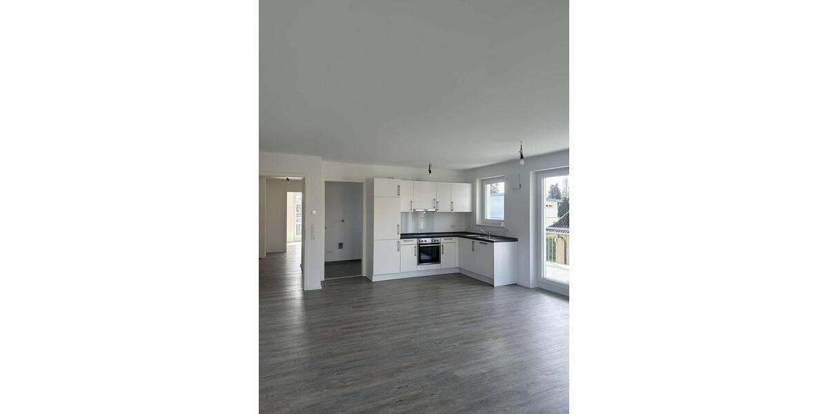 Etagenwohnung Oldenburg Kreyenbrück - 2 Zimmer, 100 m&sup2;, 1.090&euro; | Angebot:26146041