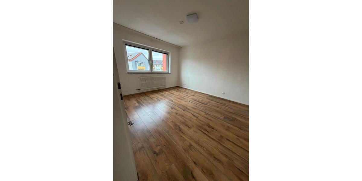 Etagenwohnung Braunschweig Heidberg-Melverode - 2 Zimmer, 72 m&sup2;, 648&euro; | Angebot:25232081