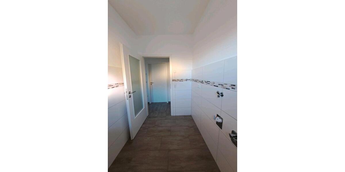 Erdgeschoßwohnung Ebersbach-Neugersdorf Neugersdorf - 3 Zimmer, 90 m&sup2;, 900&euro; | Angebot:24832892