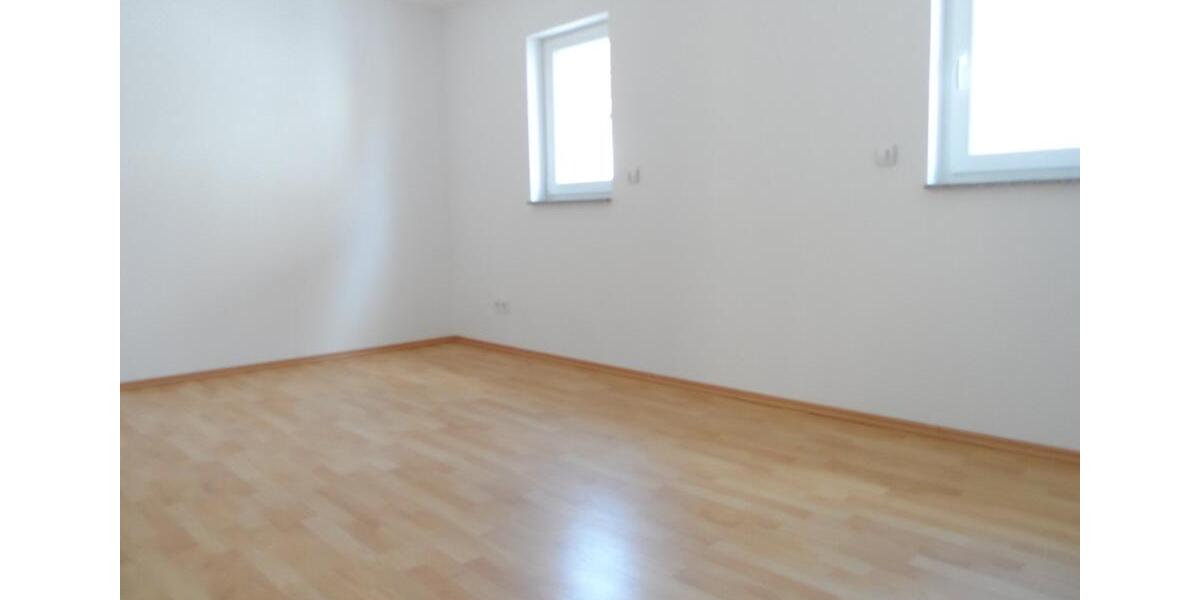 Einfamilienhaus Saulheim - 5 Zimmer, 100 m&sup2;, 1.100&euro; | Angebot:24679674