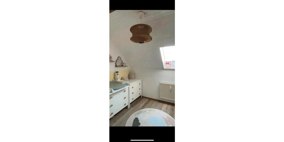Dachgeschoßwohnung Wächtersbach - 3 Zimmer, 73 m&sup2;, 905&euro; | Angebot:26071977