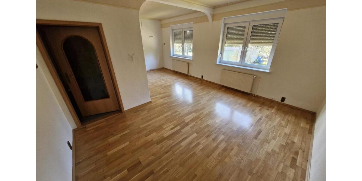 Erdgeschoßwohnung Genthin - 3 Zimmer, 65 m&sup2;, 505&euro; | Angebot:25753570