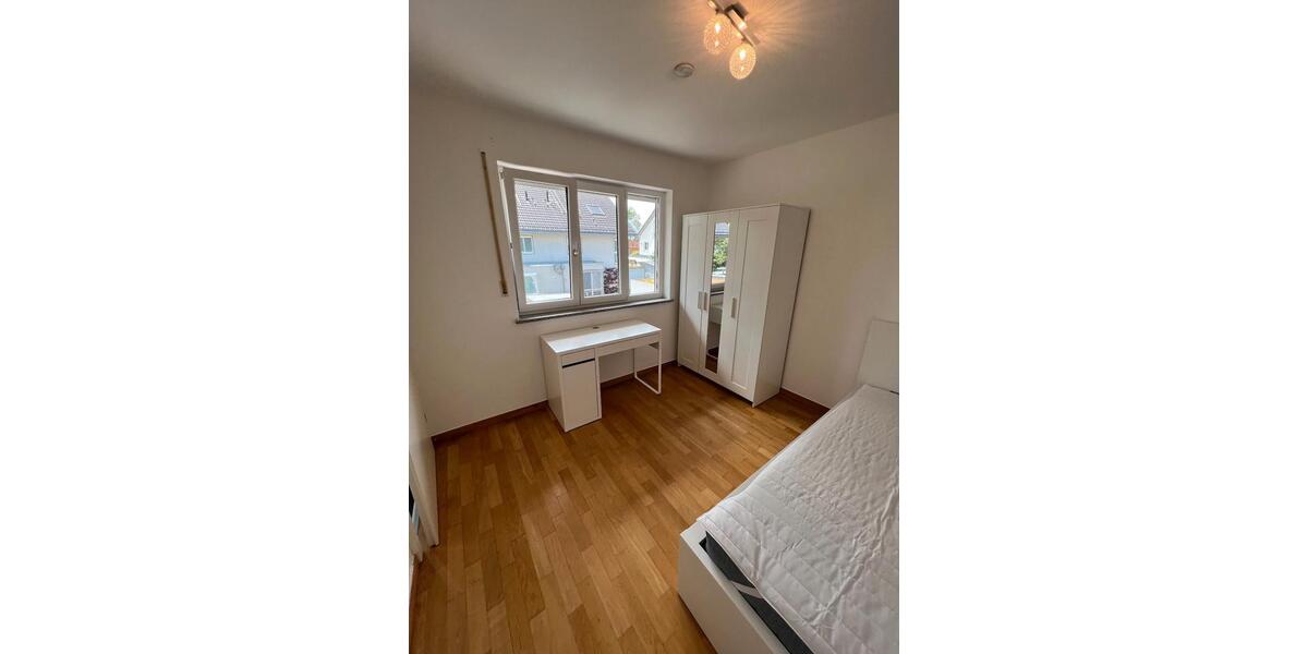 Wohnen auf Zeit Haar - 3 Zimmer, 100 m&sup2;, 700&euro; | Angebot:26048346