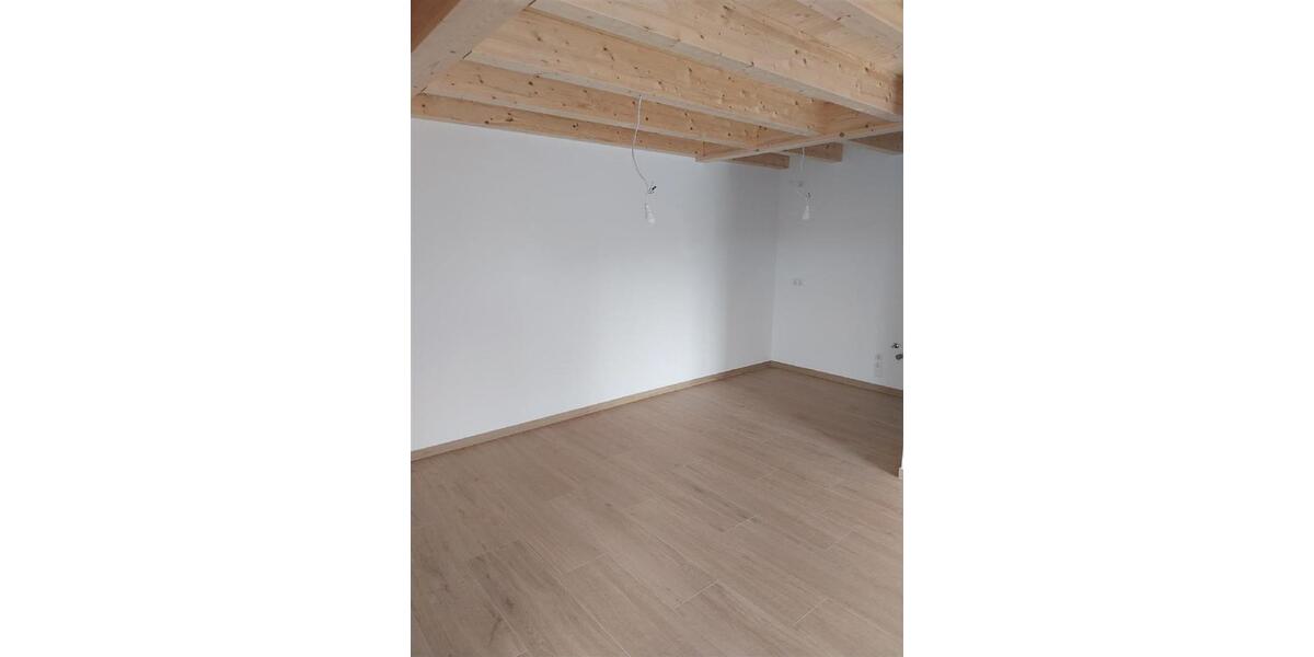 Maisonettenwohnung Geisenhausen - 3 Zimmer, 94 m&sup2;, 1.350&euro; | Angebot:25755390