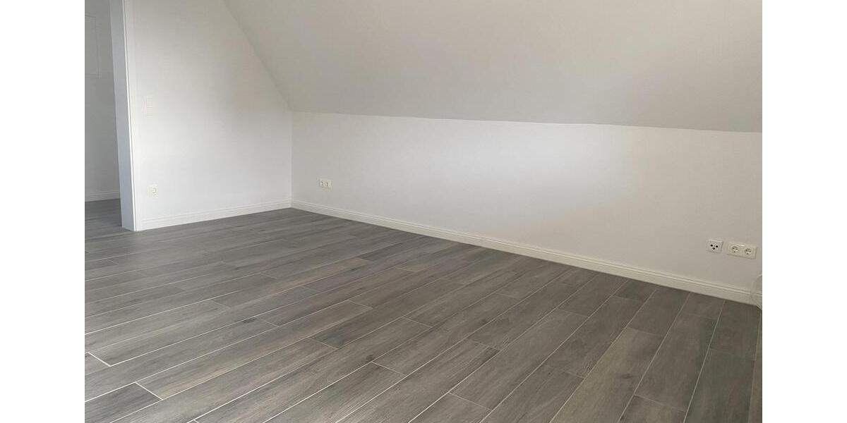 Dachgeschoßwohnung Trittau - 2 Zimmer, 55 m&sup2;, 850&euro; | Angebot:26698397