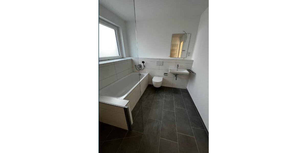 Dachgeschoßwohnung Schorndorf - 3 Zimmer, 97 m&sup2;, 1.360&euro; | Angebot:26545749