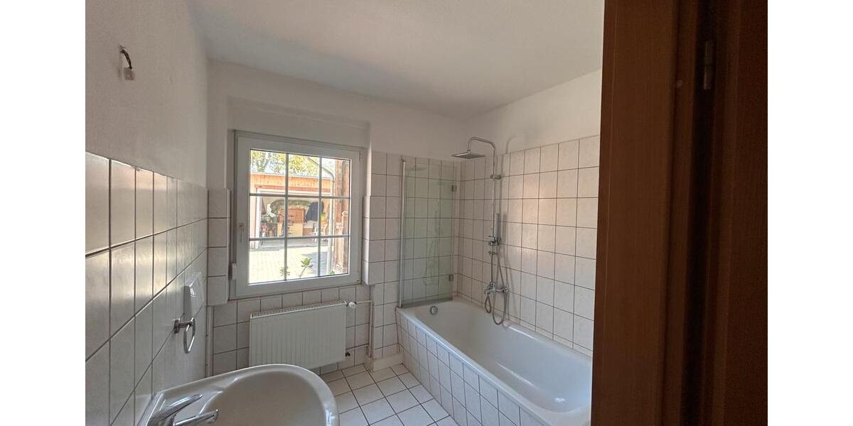 Erdgeschoßwohnung Osterburg (Altmark) - 2 Zimmer, 52 m&sup2;, 330&euro; | Angebot:26477200