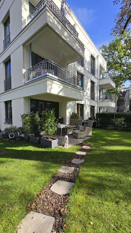 Wohnung zum Mieten in Berlin 1.806,29 € 92.63 m² 3 zimmer