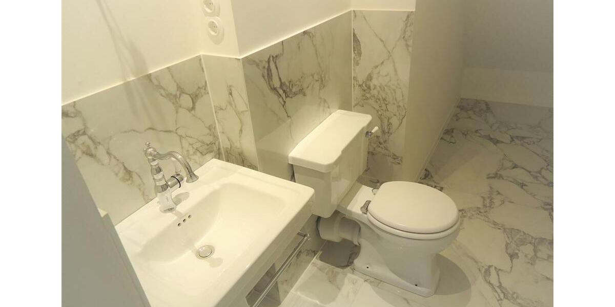 Dachgeschoßwohnung Naunhof - 2 Zimmer, 80 m&sup2;, 999&euro; | Angebot:25056005