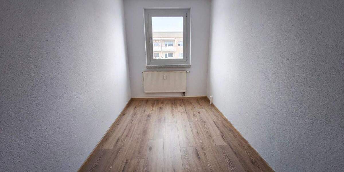 Etagenwohnung Sangerhausen - 6 Zimmer, 119 m&sup2;, 705&euro; | Angebot:25695026