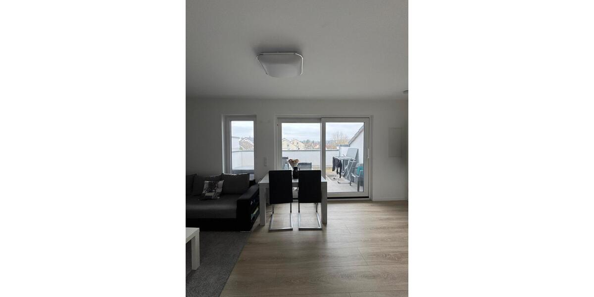 Einfamilienhaus Erbach - 2 Zimmer, 45 m&sup2;, 680&euro; | Angebot:26587173