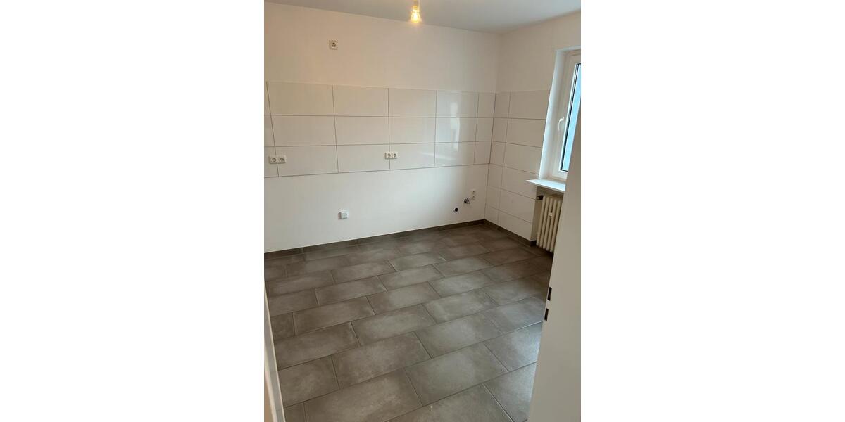 Etagenwohnung Pirmasens Niedersimten - 3.5 Zimmer, 125 m&sup2;, 690&euro; | Angebot:26592199