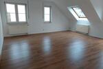 Dachgeschoßwohnung Erfurt Hochheim - 3 Zimmer, 78 m&sup2;, 853&euro; | Angebot:26354149