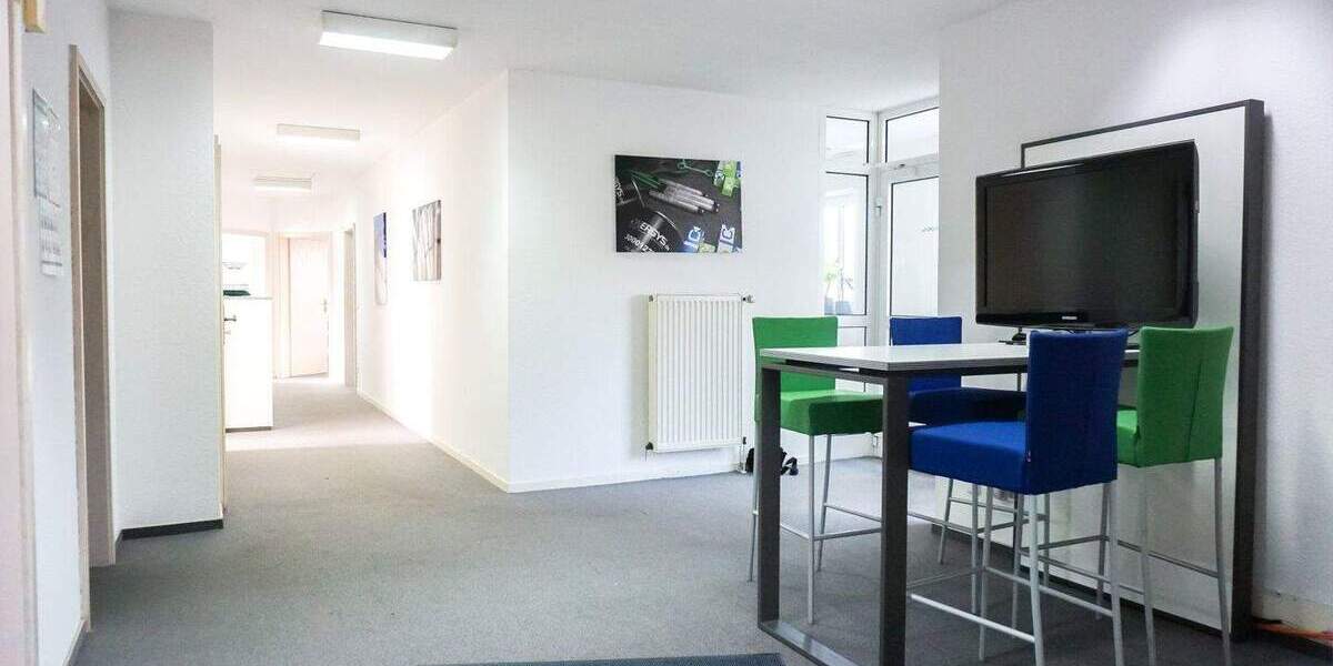 Gewerbeobjekt Geldern - 6 Zimmer, 200 m&sup2;, 1.300&euro; | Angebot:24425861