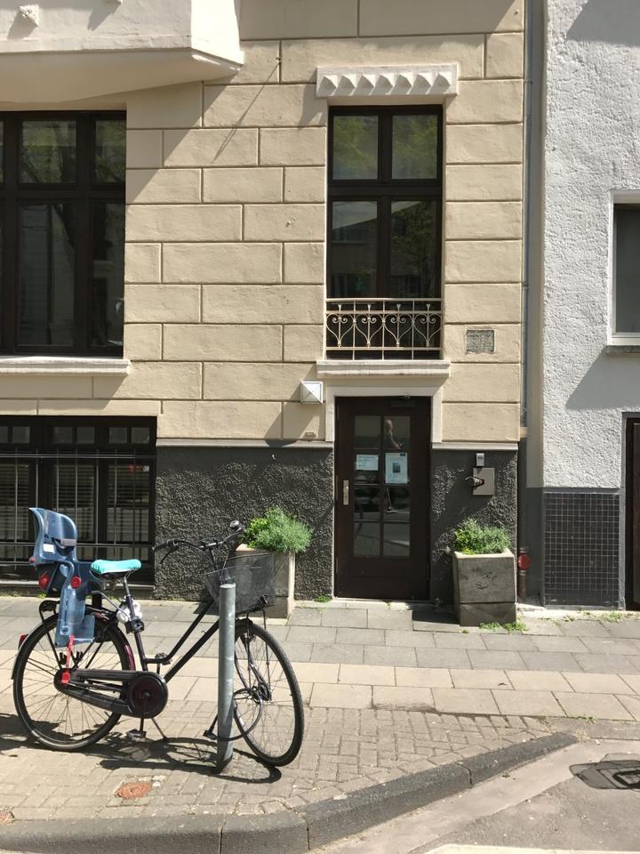 GEWERBE: Souterrain in Kölner Südstadt (ca. 160qm)
