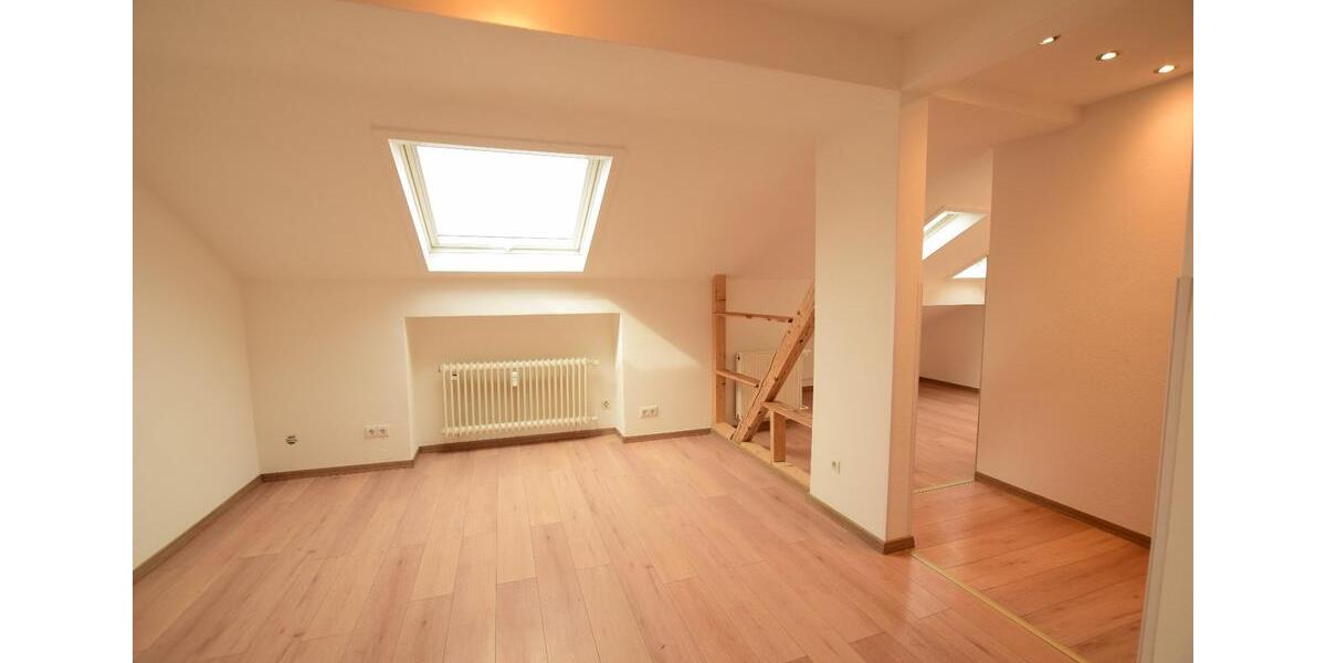 Dachgeschoßwohnung Koblenz Horchheim - 3 Zimmer, 65 m&sup2;, 680&euro; | Angebot:26435810