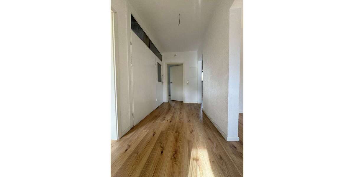 Sanierte und gepflegte 3ZKB Dachgeschosswohnung in St. Ingbert-Rentrisch - Dachgeschoßwohnung Sankt Ingbert | Angebot:27312578