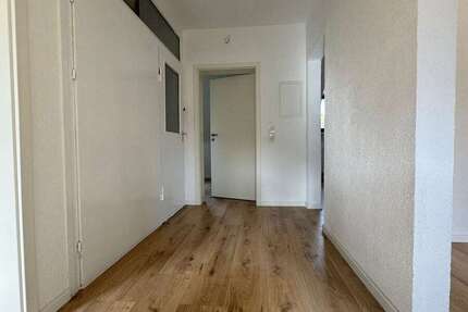 Sanierte und gepflegte 3ZKB Dachgeschosswohnung in St. Ingbert-Rentrisch - Wohnung Sankt Ingbert | Angebot:27312578