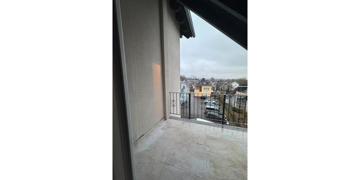 Etagenwohnung Aßlar - 3 Zimmer, 85 m&sup2;, 900&euro; | Angebot:24750654