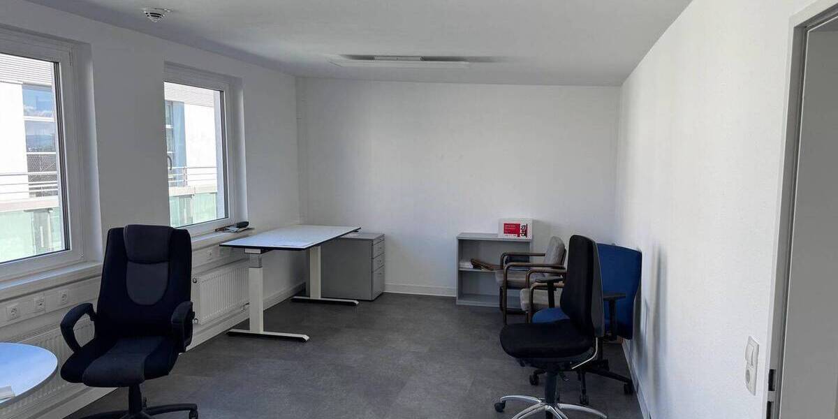 Gewerbeobjekt Kassel Mitte - 4 Zimmer, 164 m&sup2;, 1.480&euro; | Angebot:26733290